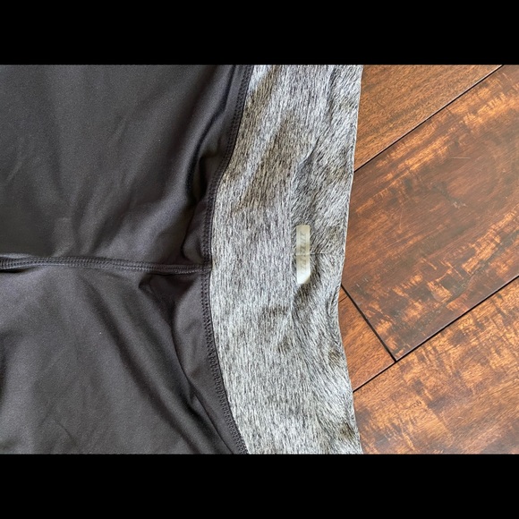 Iris Fit Running Shorts - Picture 3 of 3